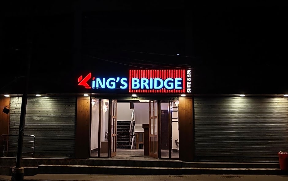King's Bridge Suites & Spa